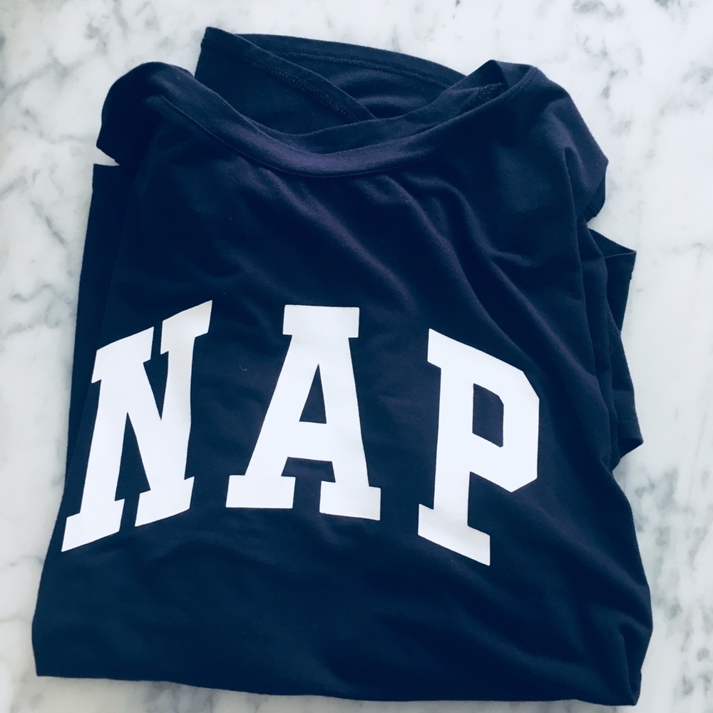 Gap t shirt